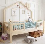 Bedhuisje Zoé met uitvalbeveiliging - Centrale toeganglit cabane avec barrière